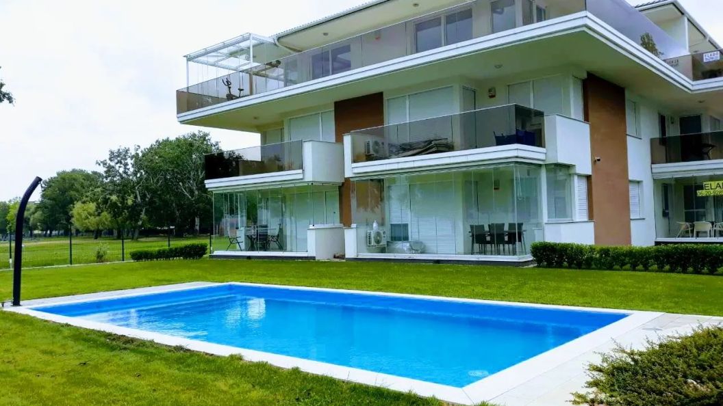 Elegant Apartman Siófok (1)