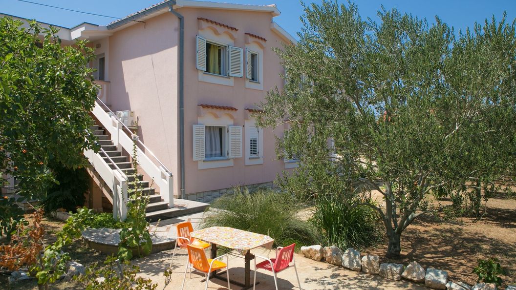 Apartmanok Gyermekes Családok Részére Novalja, Pag - 6490 Novalja (1)