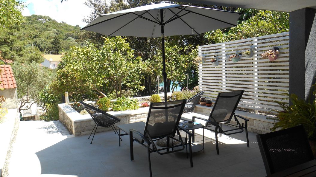 Apartmanok A Tenger Mellett Zrnovska Banja, Korcula - 9131 Žrnovska Banja (1)