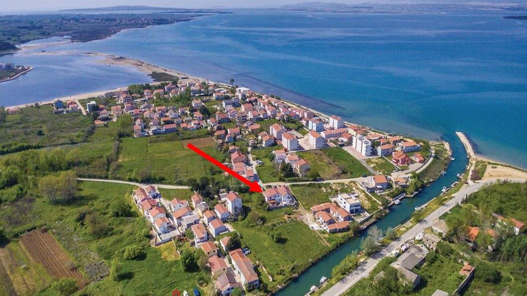 Apartmanok Parkolóhellyel Nin, Zadar - 14460 Nin (1)