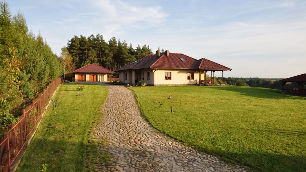 Agroturystyka Modrzewiowe Wzgórze Promno (1)