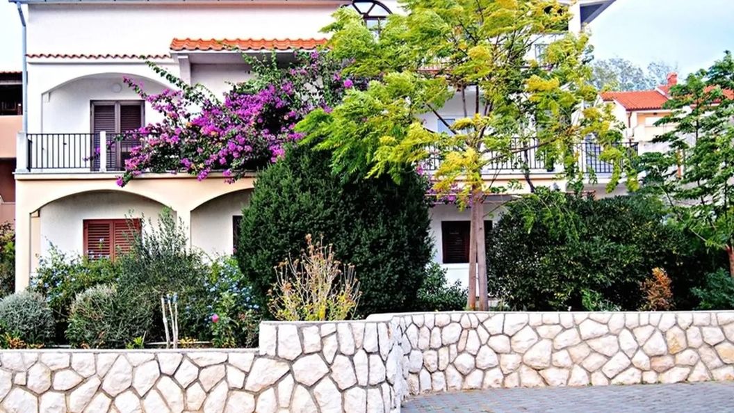 Apartmani Ivanić Lopar (1)