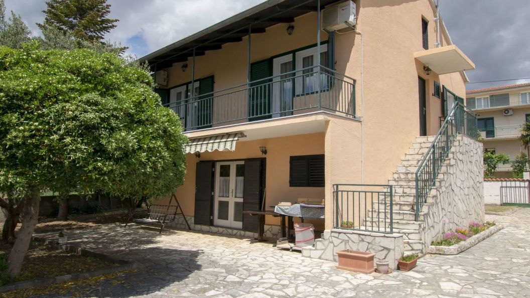 Apartment Zlatko Pirovac (1)