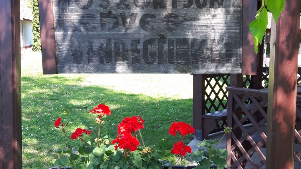 Tiszai Vándor Apartmanház Kisköre (1)