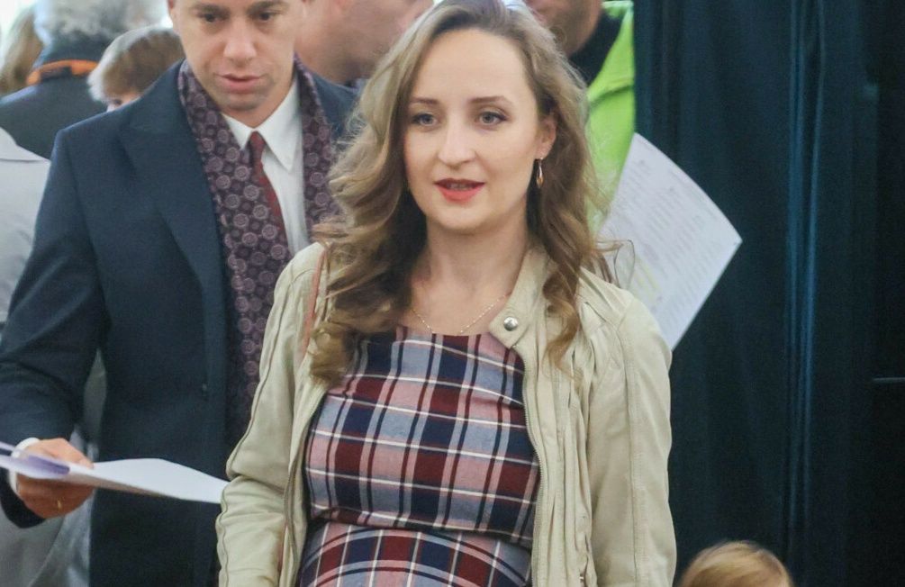 Żona Bosaka wchodzi do Sejmu. Oto co mówi o feministkach