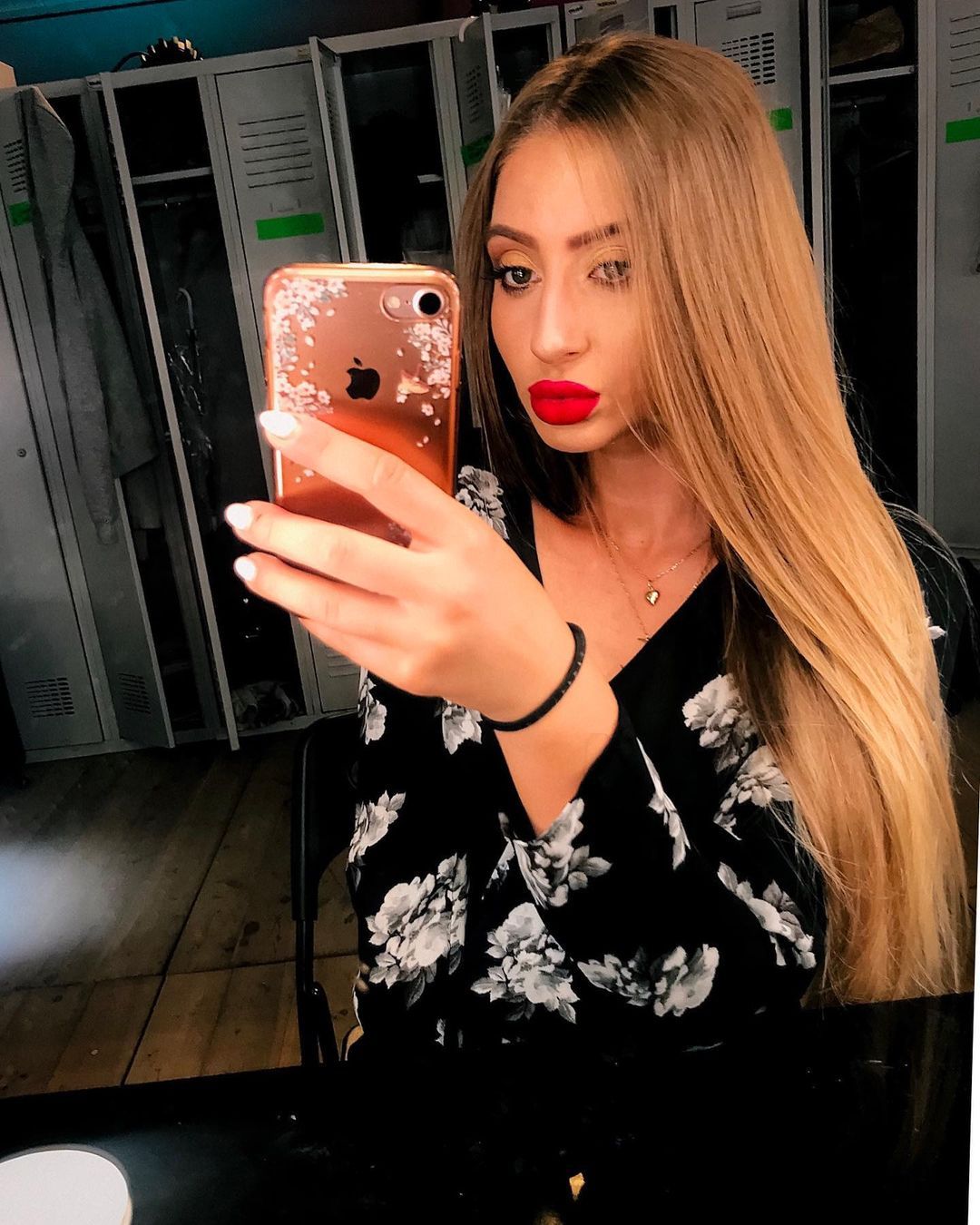 Kinga 40 Kontra 20 Instagram