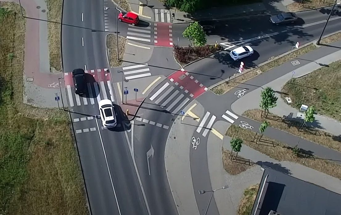 Mandaty Za Wyprzedzanie Na Przejściu Ostro W Górę Kierowcy Nawet Nie Wiedzą Kiedy To Robią 3191