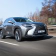 Lexus NX 450h+ E-FOUR Omotenashi