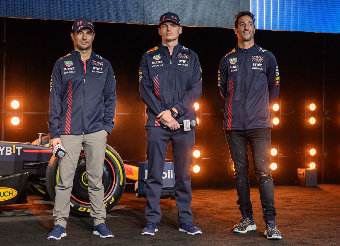 Red Bull Racing: Sergio Perez, Max Verstappen i Daniel Ricciardo. 