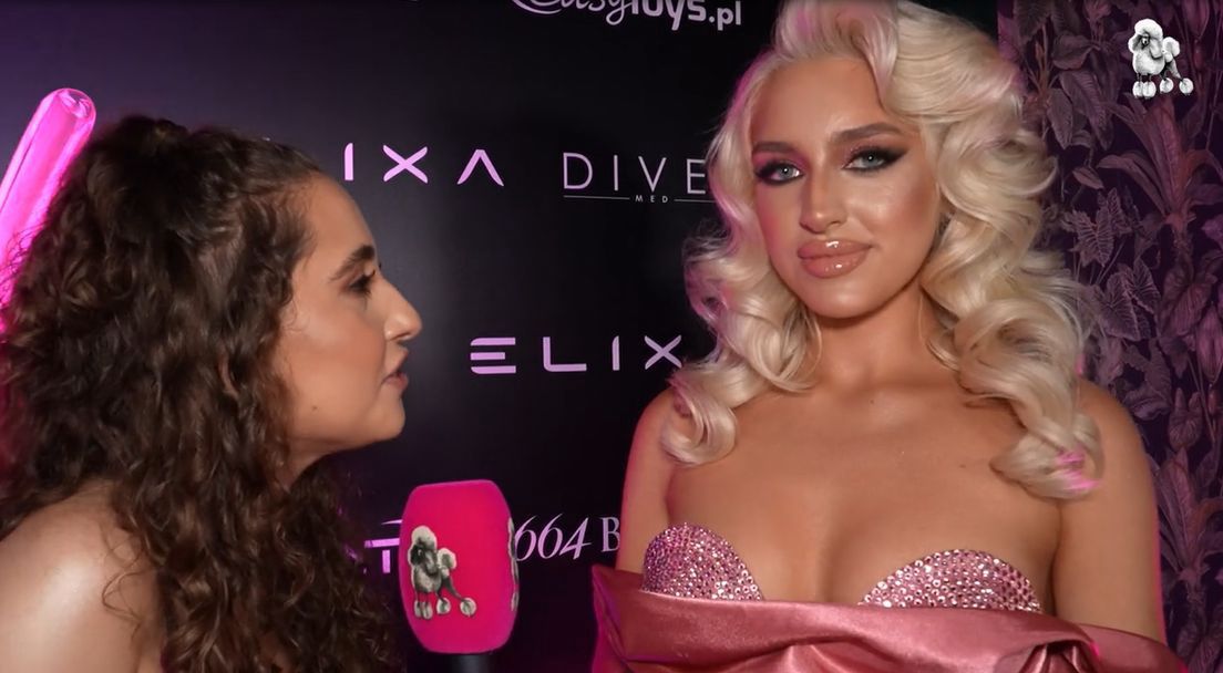 Caroline Derpieński na Pudelek Pink Party