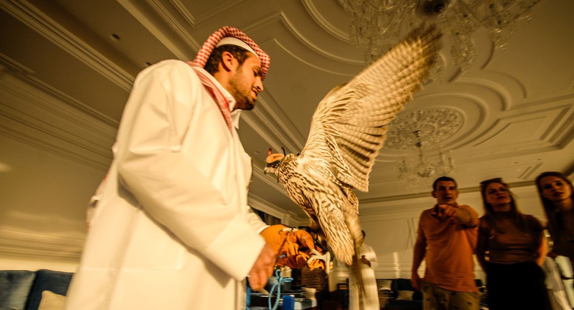 Katarczycy pokochali gołębie, ale pierwsze miejsce w ich sercach nadal zajmują sokoły
