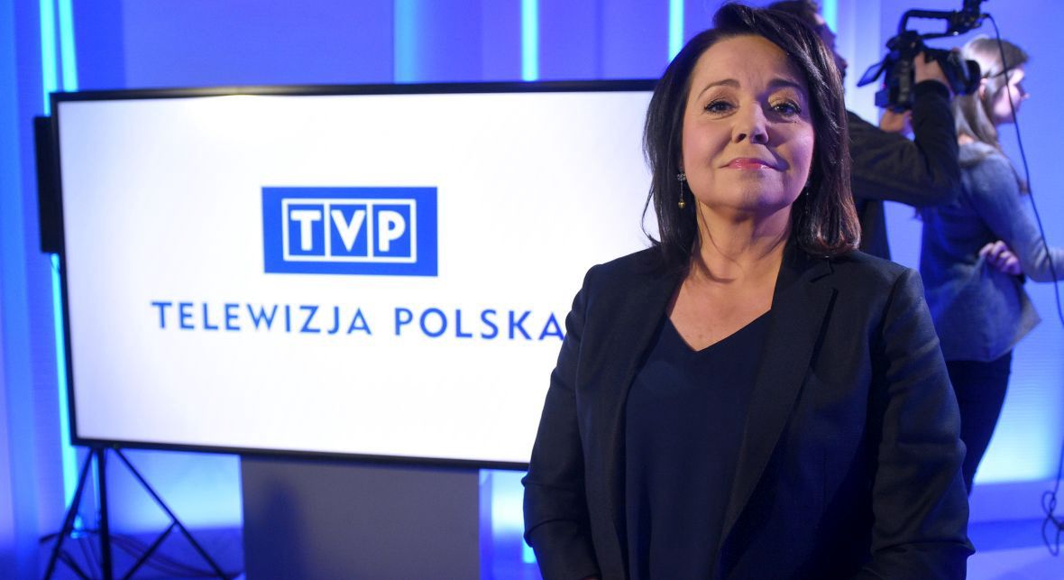 Wiadomości TVP, którym szefuje Danuta Holecka, z lubością cytowały polityków PiS mówiących, że &quot;największą partią opozycyjną jest TVN&quot;