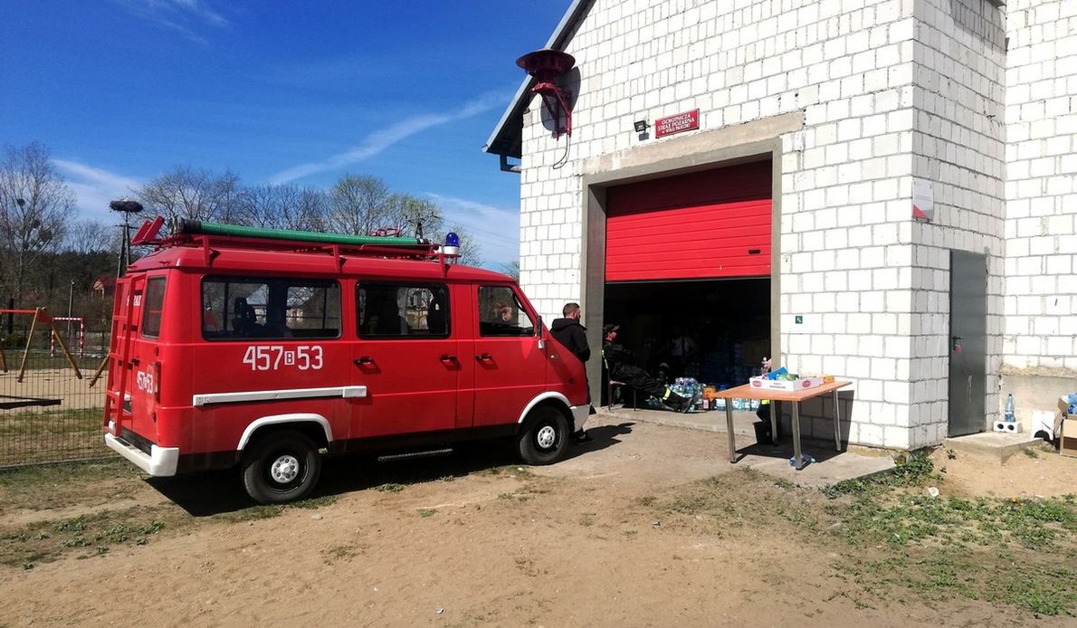 Strażacy z OSP gaszą pożary od niedzieli. W akcji są prawie bez przerwy