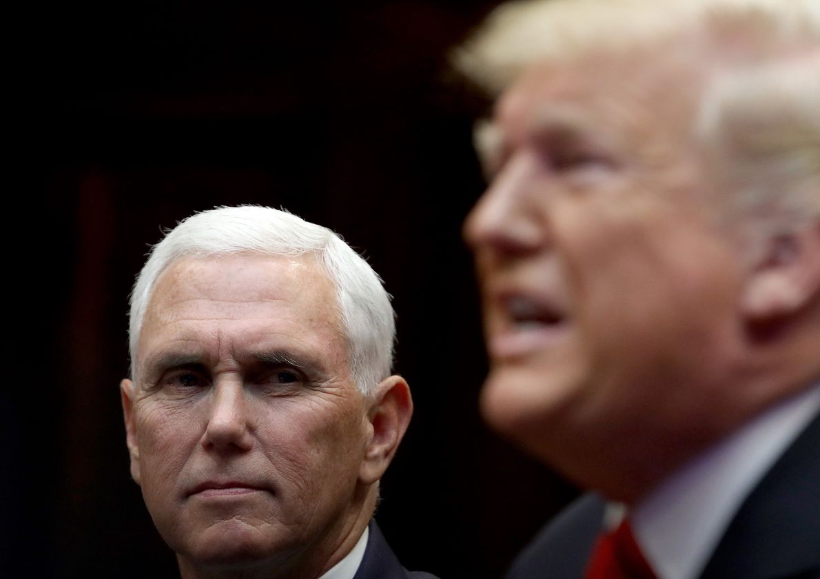 Wiceprezydent USA Mike Pence i prezydent Donald Trump, 18.10.2019 r.