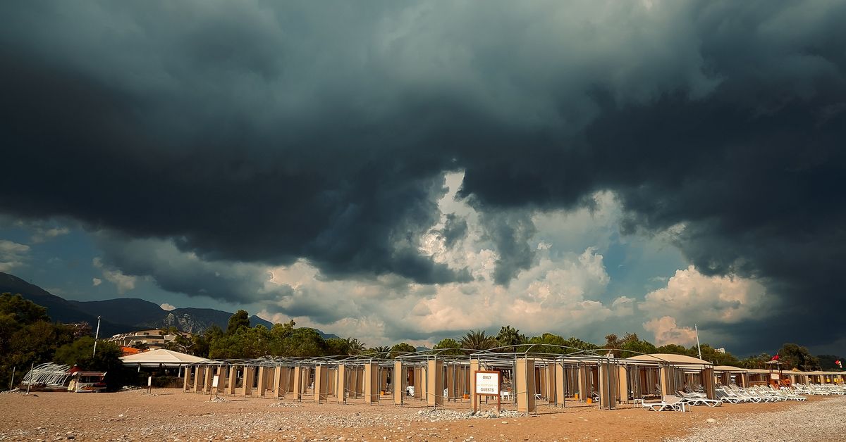 Tornado w Antalyi zabiło cztery osoby