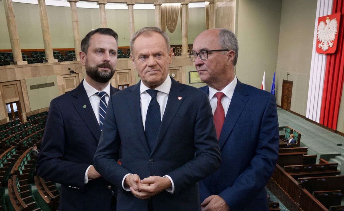 Sondaż CBOS: partnerzy KO pod progiem, PiS na 18 proc.