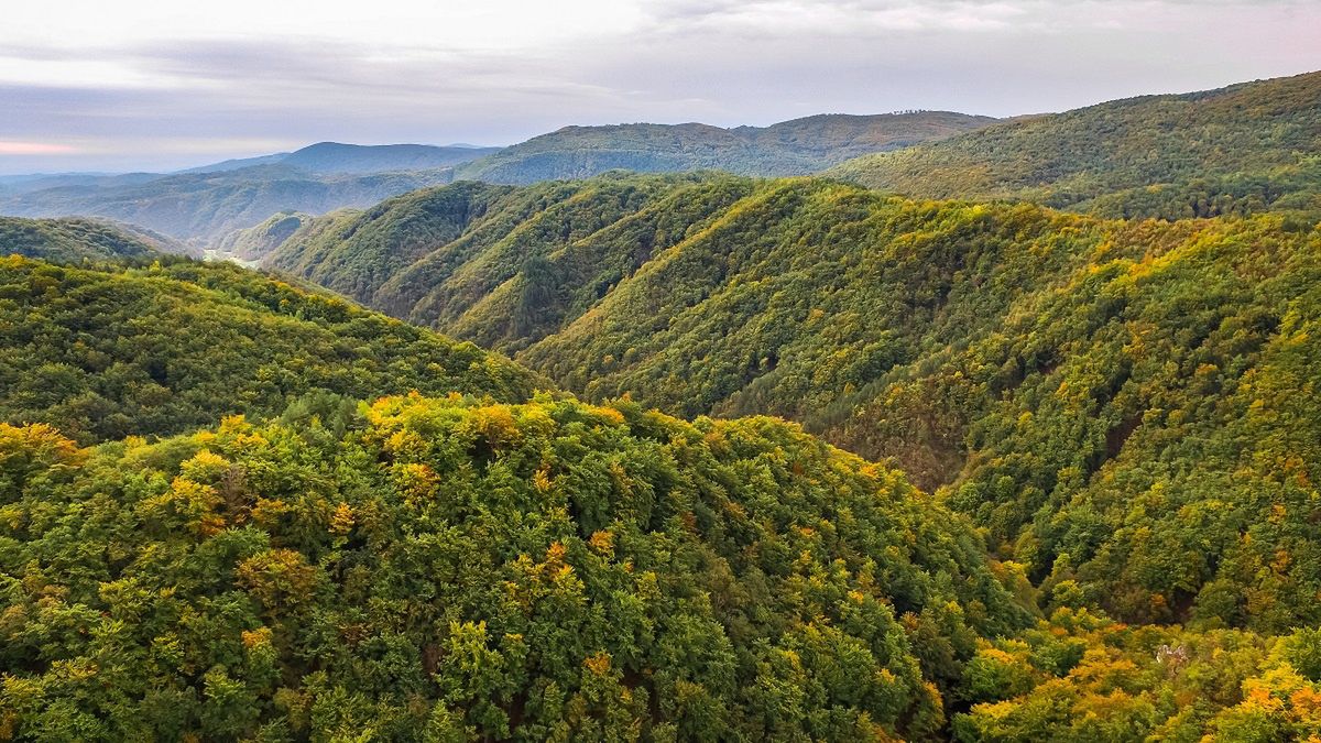 Fot.  Ivo Biočina Centralna Chorwacja to raj dla miłośników trekkingu. Szlaki prowadzące przez lasy i górskie zbocza oferują niezapomniane widoki, a jednocześnie nie należą do trudnych. Ze względu na niewielkie przewyższenia trasy są w większości łatwo dostępne.