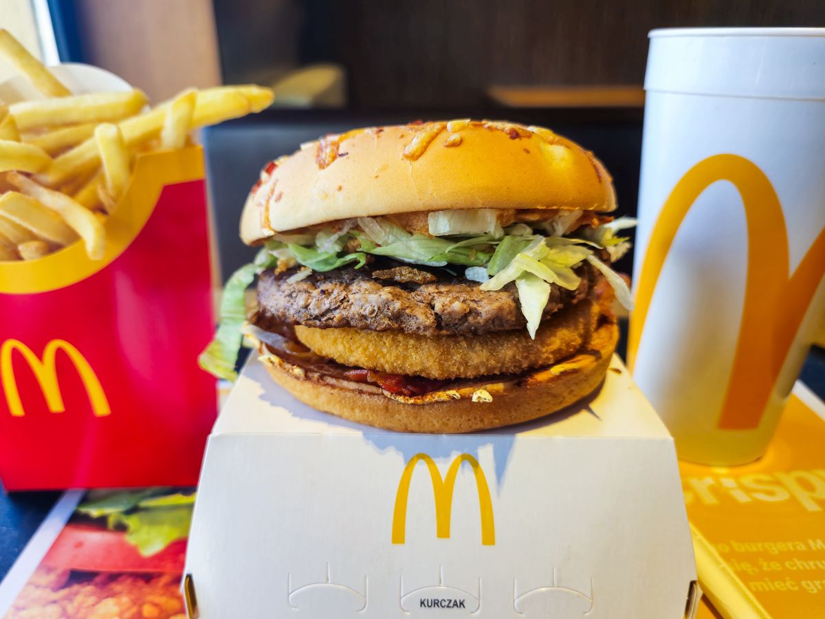 Burger Drwala na 15-lecie: specjalna wersja i premiera 18 listopada