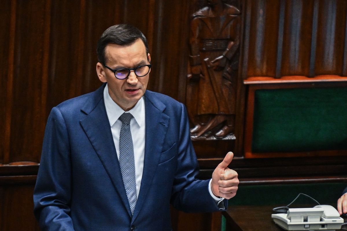 Protest Henryki Krzywonos. Jest odpowiedź Morawieckiego - WP Wiadomości