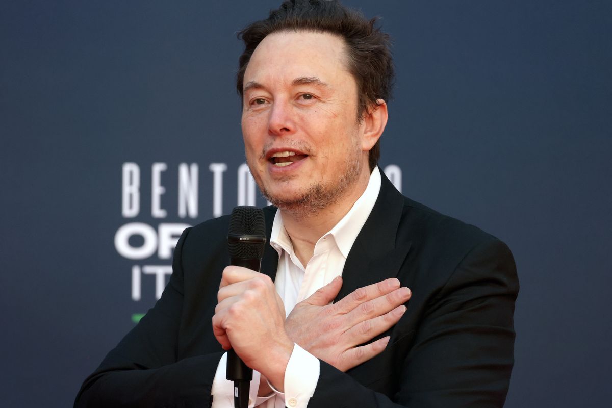 Elon Musk ma przylecieć do Polski. Miliarder chce ratować swój biznes - WP  Finanse