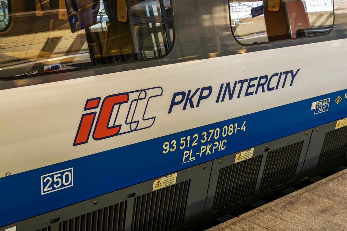 PKP Intercity chce kupić do 55 pociągów na 300 km/h z luksusową strefą grand