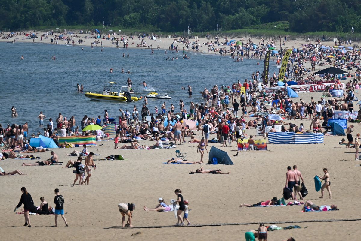 Nagie dzieci na plażach w Polsce. Ludzie mówią, co o tym myślą - WP  Wiadomości