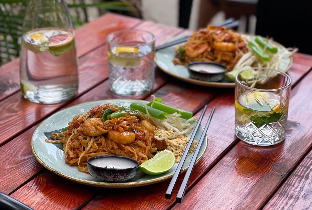 Pad Thai na czwartym miejscu najczęściej zamawianych dań w Polsce