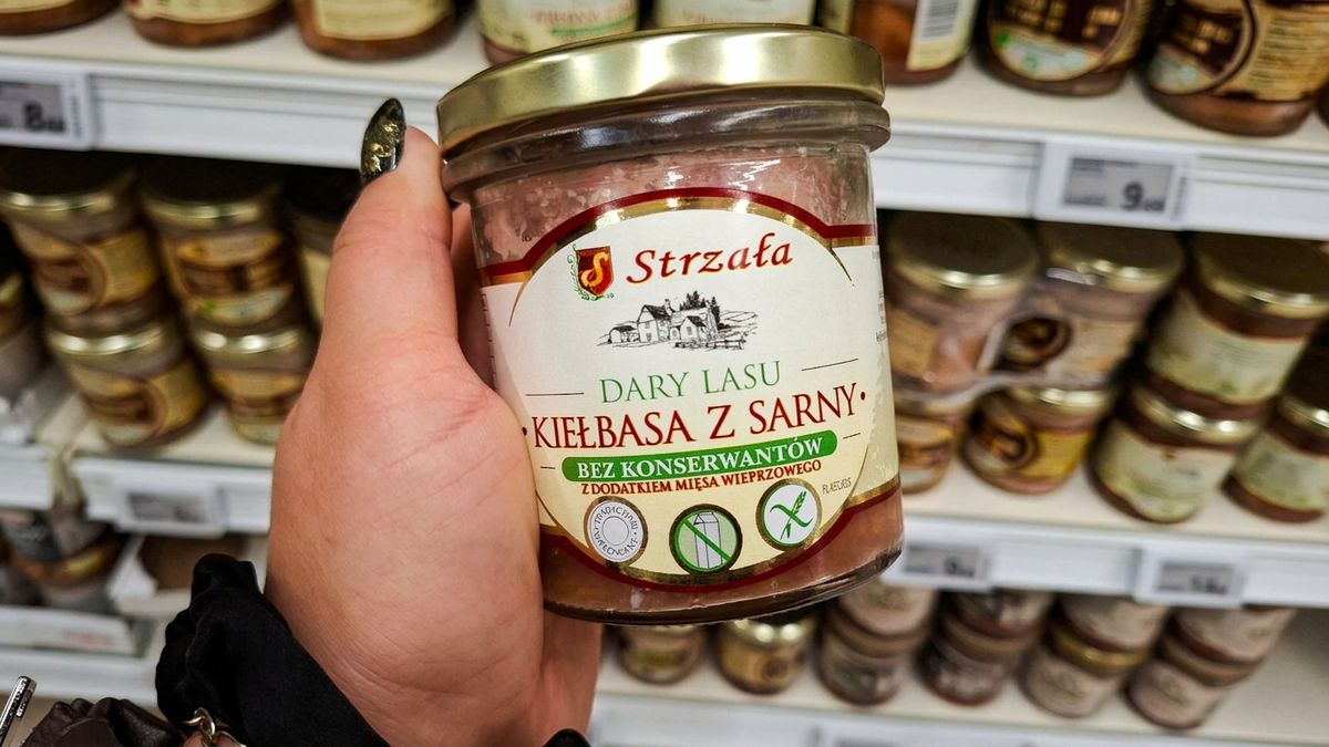 Kiełbasa z sarny w Auchan zawiera też wieprzowinę: co mówi etykieta