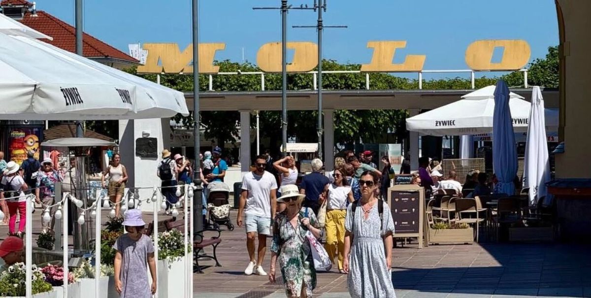 Remont bramy sopockiego molo: dwie oferty, różne ceny