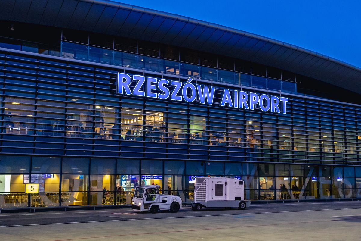 Straż Graniczna wyprowadziła 5 Izraelczyków z samolotu w Rzeszowie