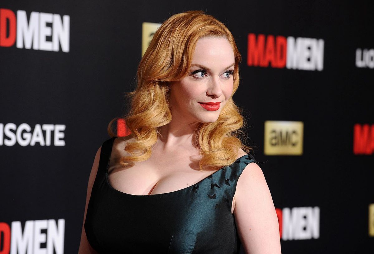 Christina Hendricks znowu została żoną. Suknia ślubna doprowadziła ją do  łez - WP Film