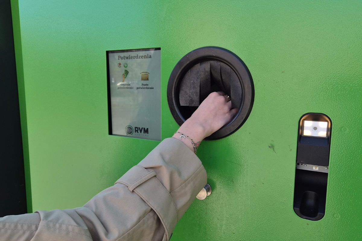 Biedronka zmienia zasady voucherów kaucyjnych od poniedziałku