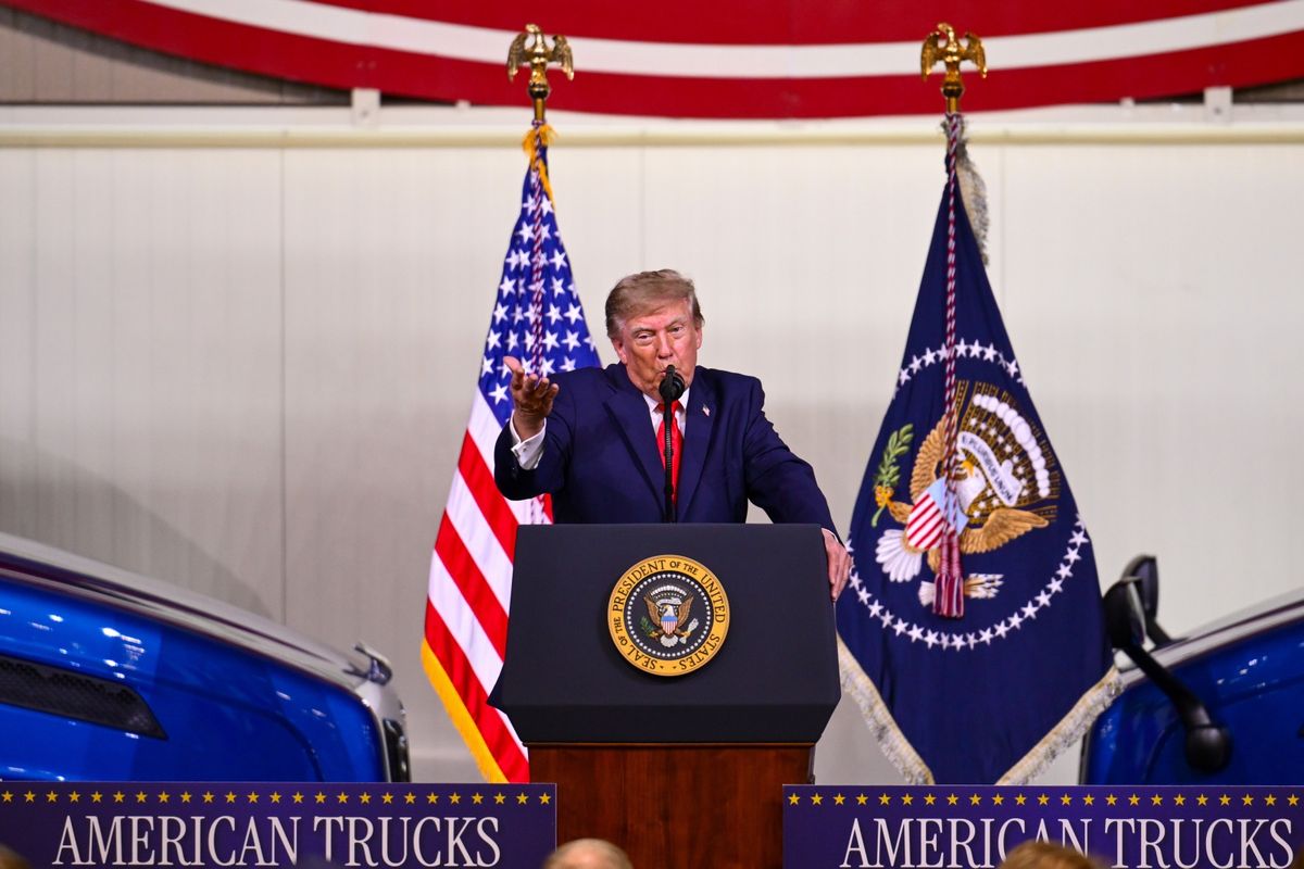 Trump na wiecu w Alabamie: kara śmierci dla dilerów narkotyków i zabójców policjantów