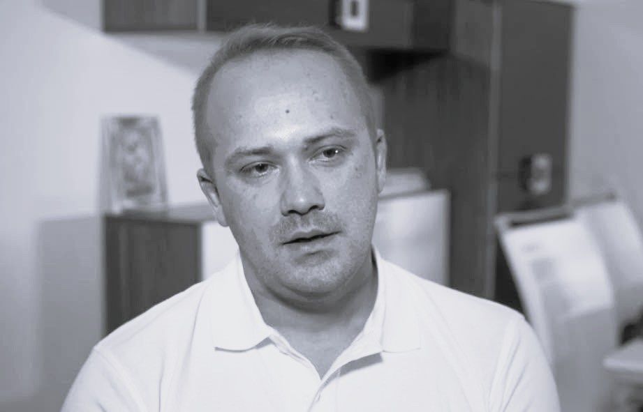 Adrian Szymaniak ze „Ślubu od pierwszego wejrzenia” nie żyje. Miał 39 lat