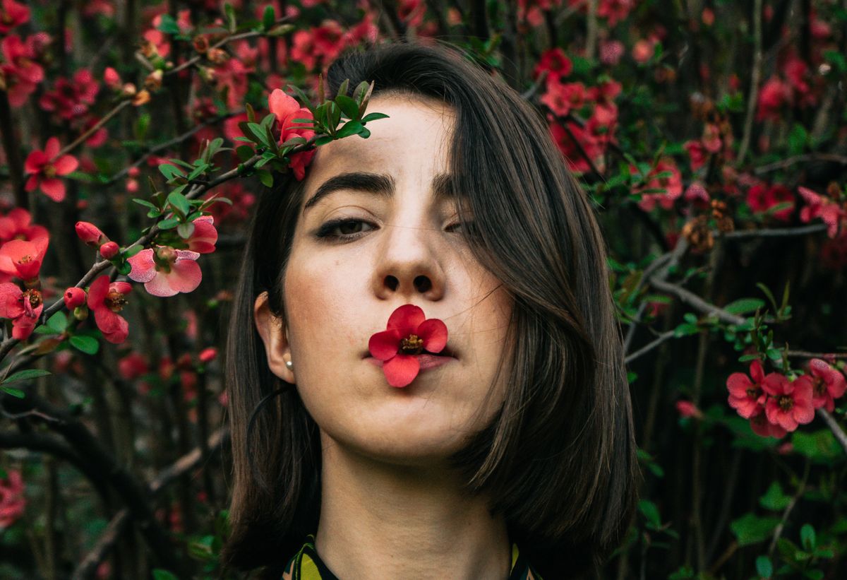 Möglichkeit Drachen steigen lassen Stein czerwony jak burak ze wstydu