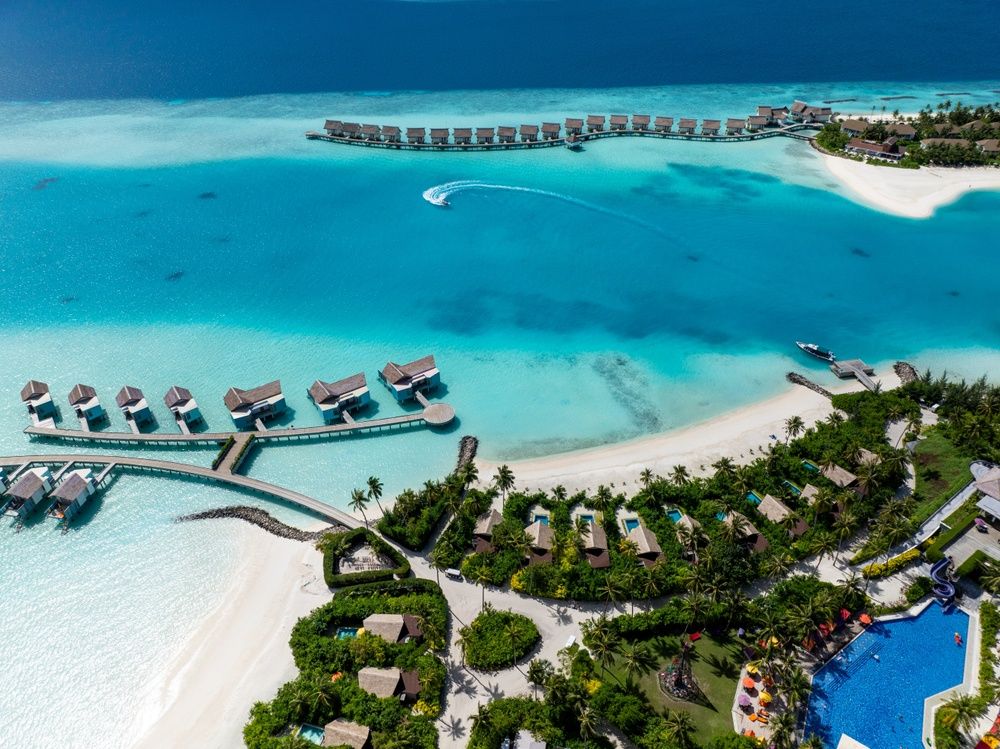 Maldives delays new tax for tour operators until 2027