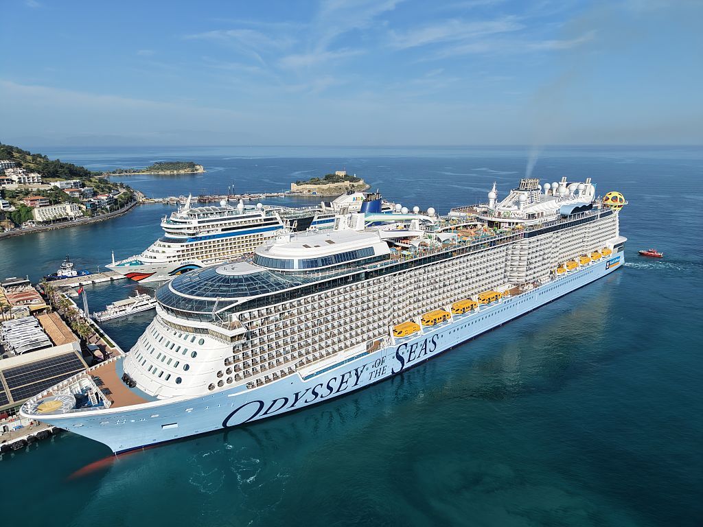 Pasażerka Odyssey of the Seas dryfowała 20 godzin w morzu koło Zakynthos