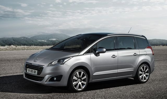 peugeot_5008_1_640.jpeg