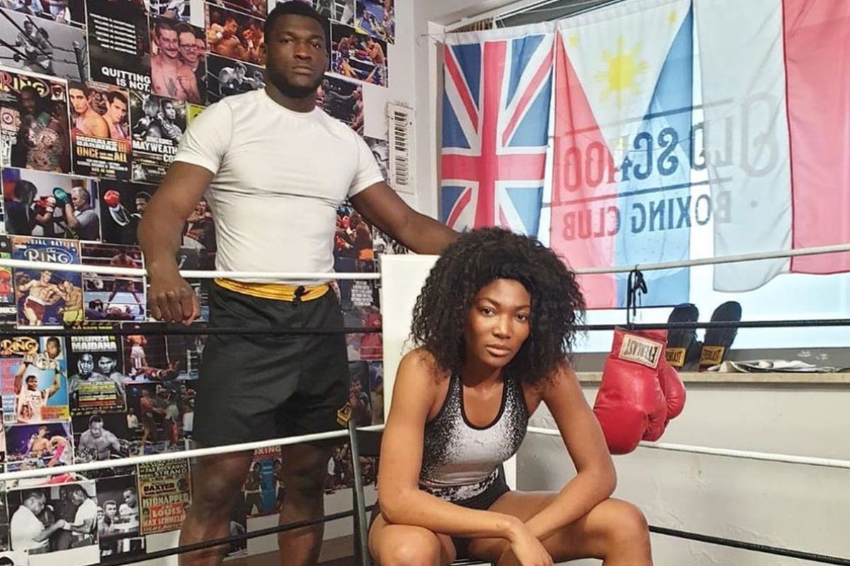 Izu Ugonoh Trenuje Boks Ze Swoja Siostra To Zwyciezczyni Top Model Fitness