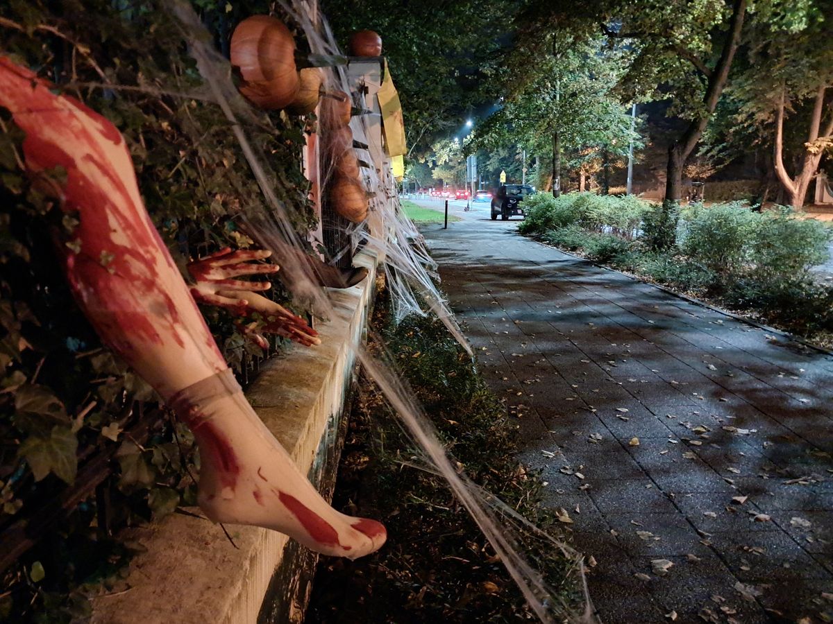 Kirsch Villa in Gdańsk Ready for Halloween