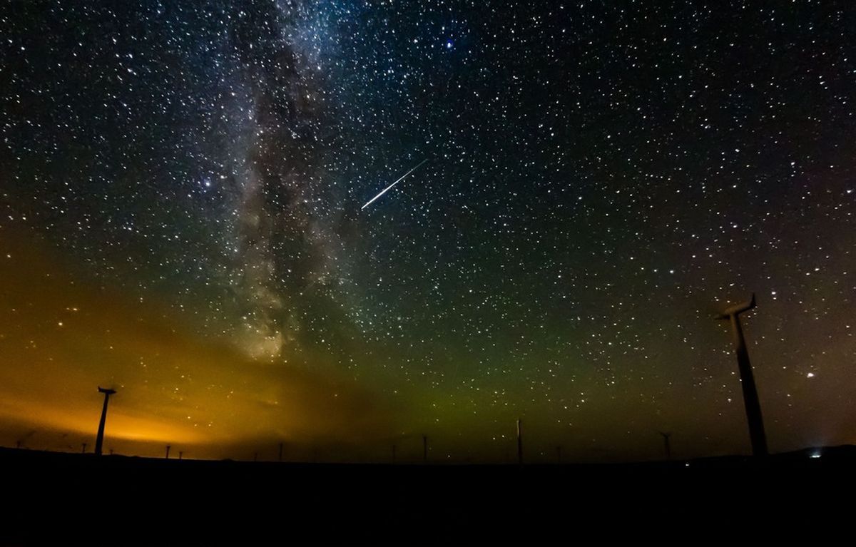 Największy Meteoryt Od Lat Eksplodował Na Niebie I... Nikt Nie Zauważył ...