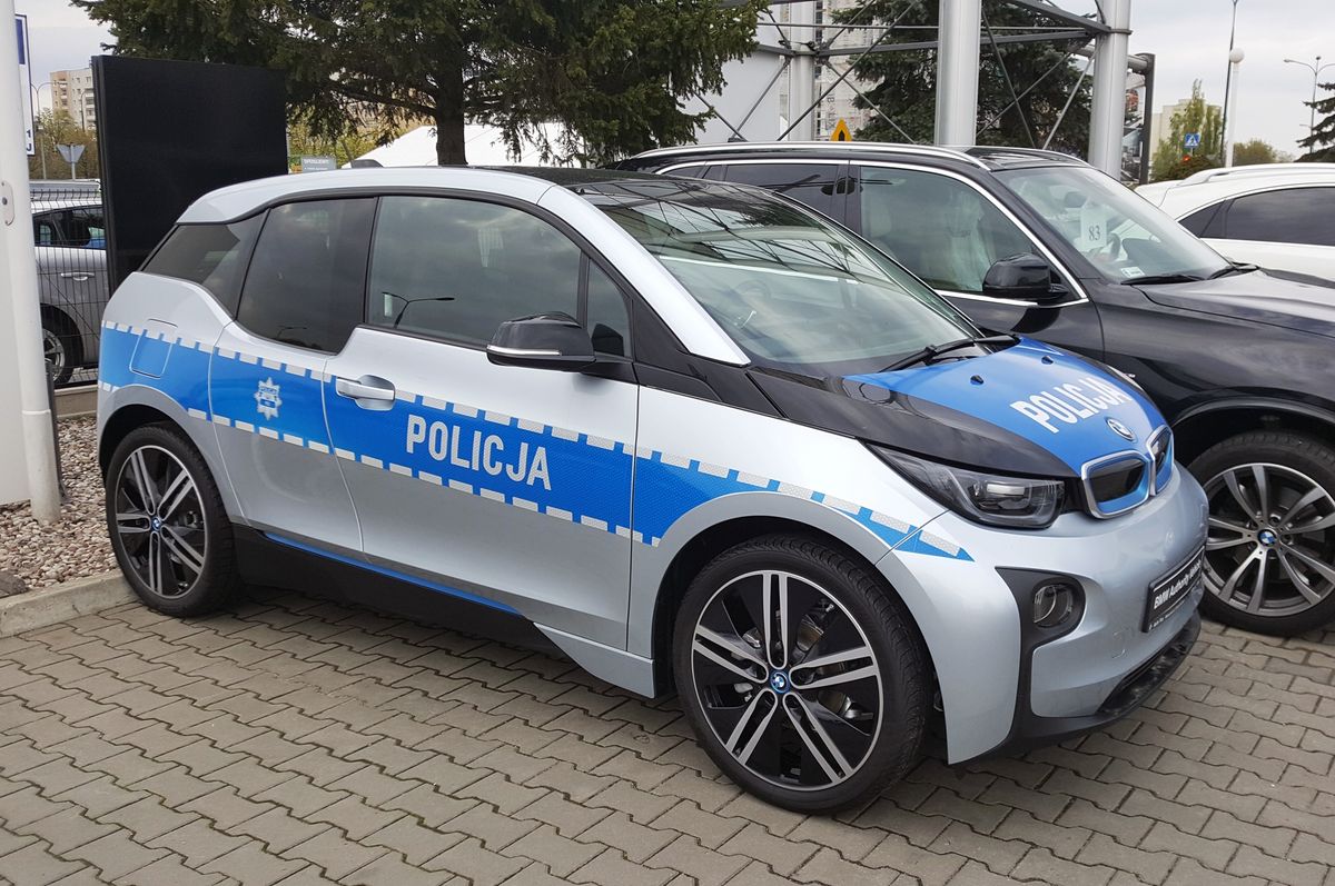 Elektryczne BMW w służbie polskiej policji? Autokult.pl