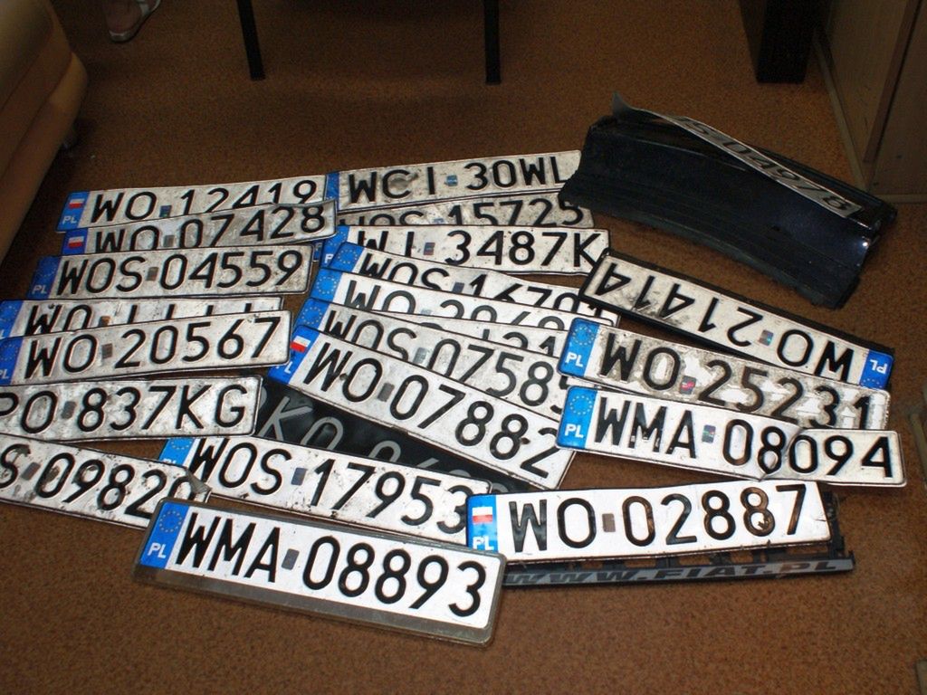 Zniknęły tablice rejestracyjne z samochodu! Co robić