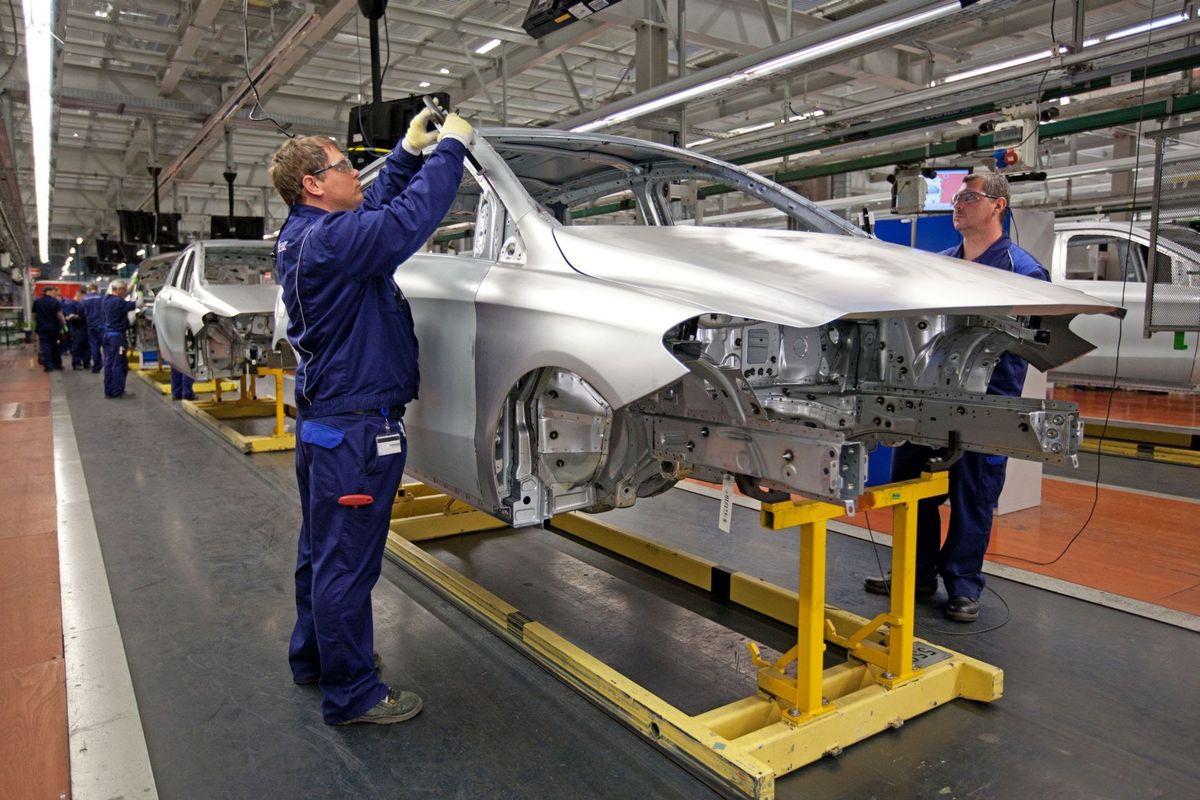 Daimler buduje pierwszą fabrykę w Rosji Autokult.pl