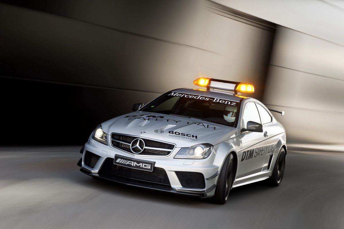 Nowy Safety Car Dtm Mercedes Benz C63 Amg Coupe Black Series Autokult Pl