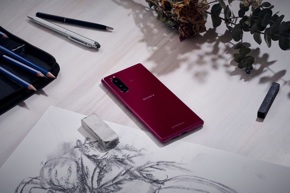 Sony Xperia 5 oficjalnie. Flagowa Xperia 1 ma mniejszego odpowiednika