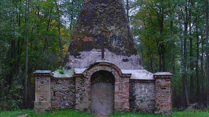 Są szanse na odnowienie piramidy w Rapie