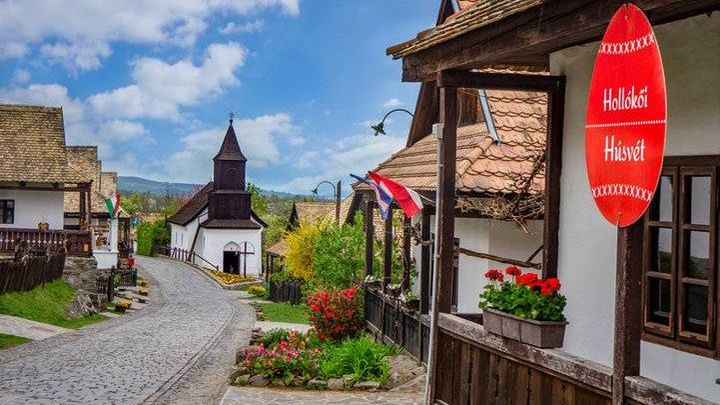 Wielkanoc na Węgrzech. Popularne tradycje i zwyczaje
