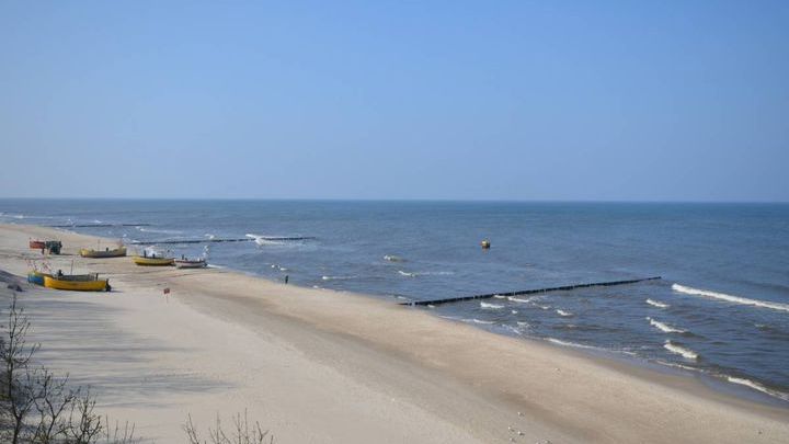 Spokojne miejsce nad polskim morzem? Wybierz Rewal