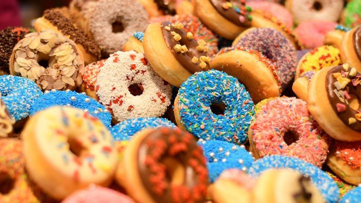 Nie tylko pączki! Poznaj muzea, w których królują słodkości